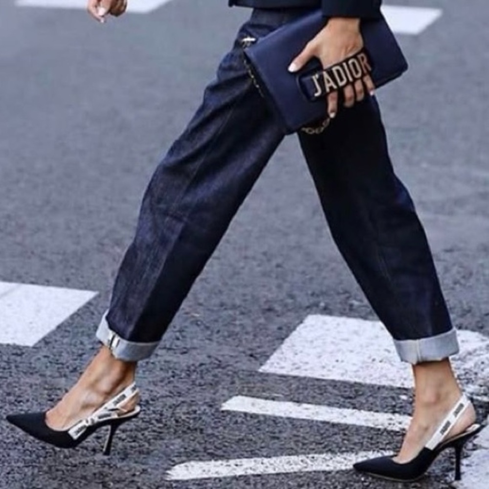 Dior Black Heels with Sleek Minimalist Design